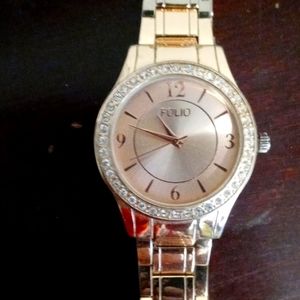 Folio gold with Dimmond trim watch
